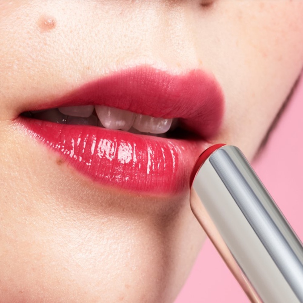 Benefit Moisturizing Lip Balm - 22 Ruby